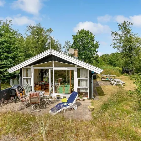 Awesome In With 3 Bedrooms & Wifi Ålbæk