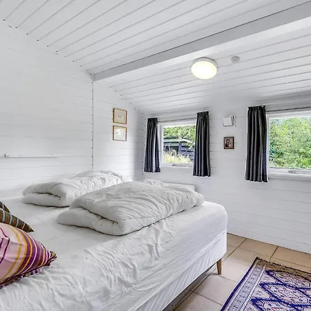 Awesome In With 3 Bedrooms & Wifi